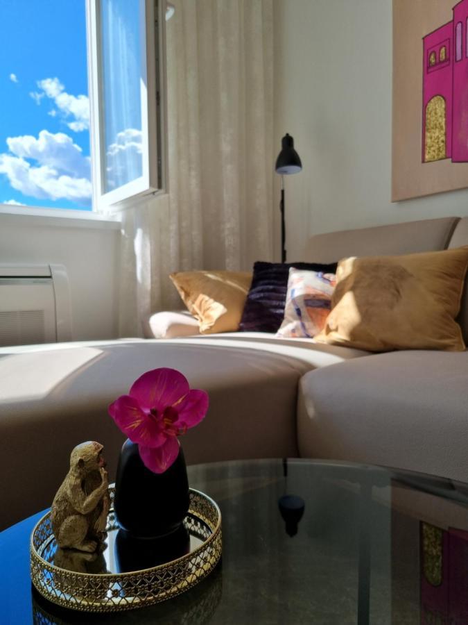 Apartment "50 Shades" With Balcony And Free Parking In The Garage Задар Экстерьер фото
