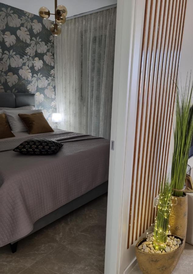 Apartment "50 Shades" With Balcony And Free Parking In The Garage Задар Экстерьер фото
