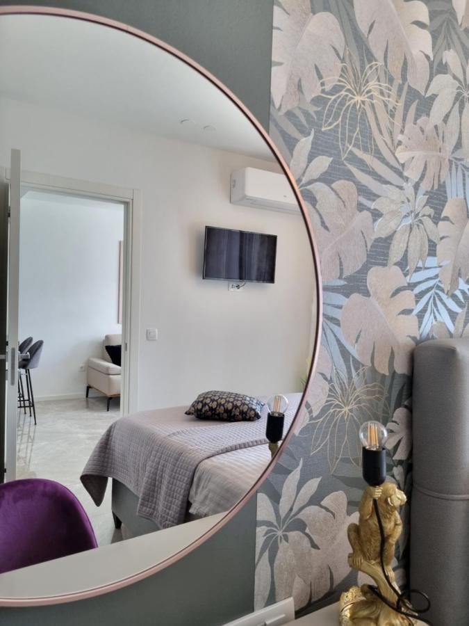 Apartment "50 Shades" With Balcony And Free Parking In The Garage Задар Экстерьер фото