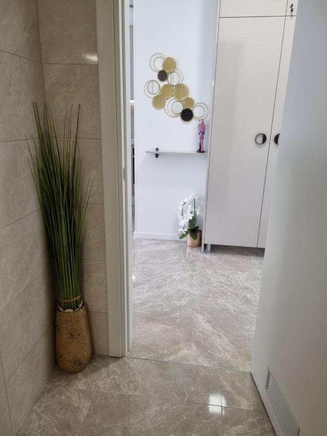 Apartment "50 Shades" With Balcony And Free Parking In The Garage Задар Экстерьер фото